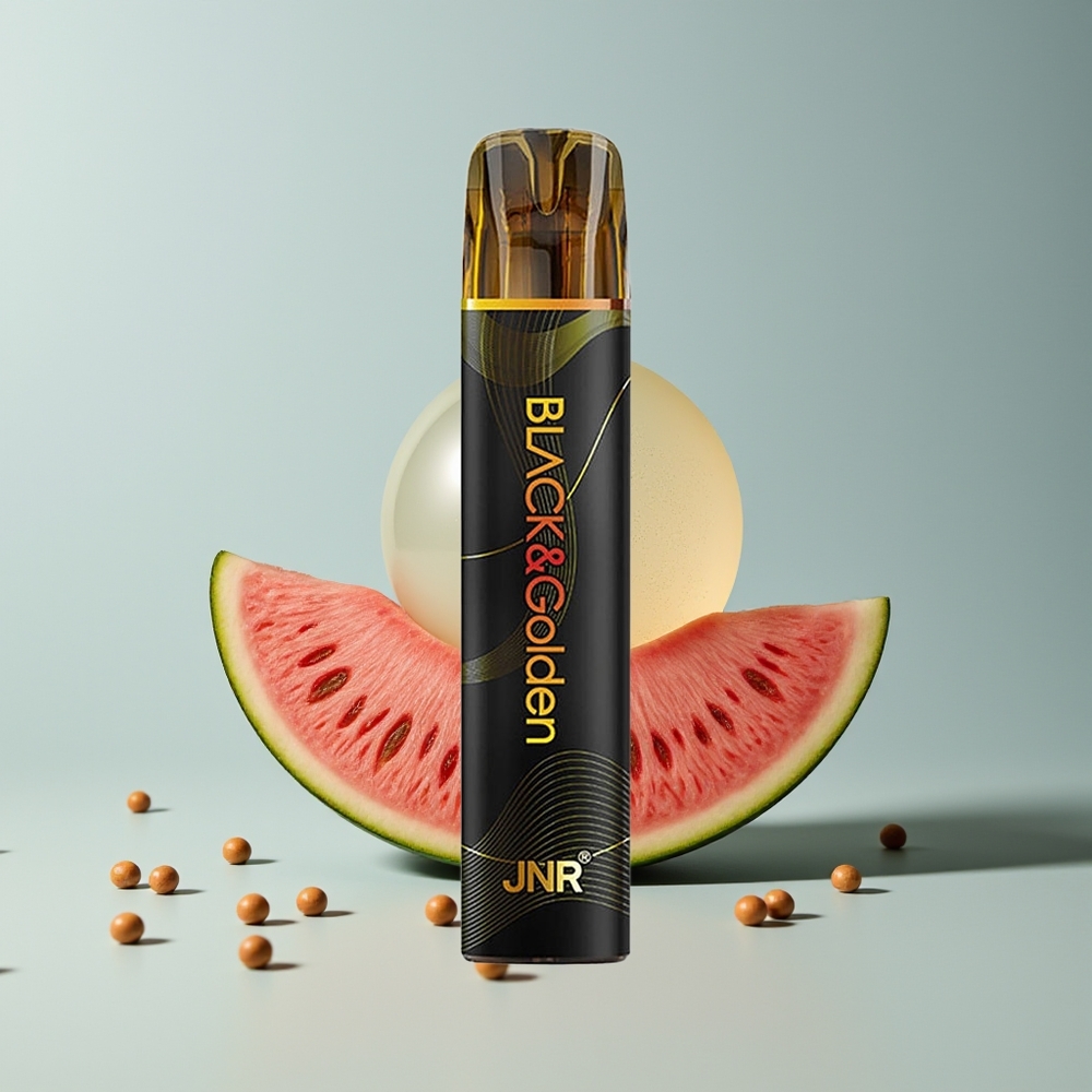 JNR Black&Golden 600+200 علكة البطيخ الفقاعية مع بطارية 550 مللي أمبير وسعة 2 ملليلتر